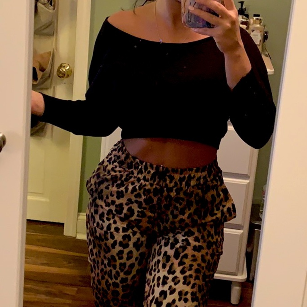 Black Off The Shoulder Crop Top